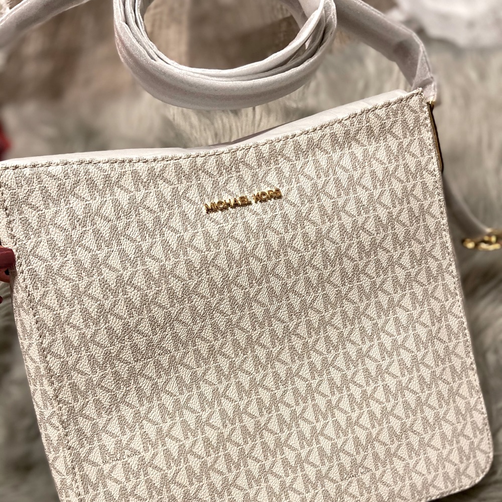 NEW Michael Kors Crossbody Bag‼️